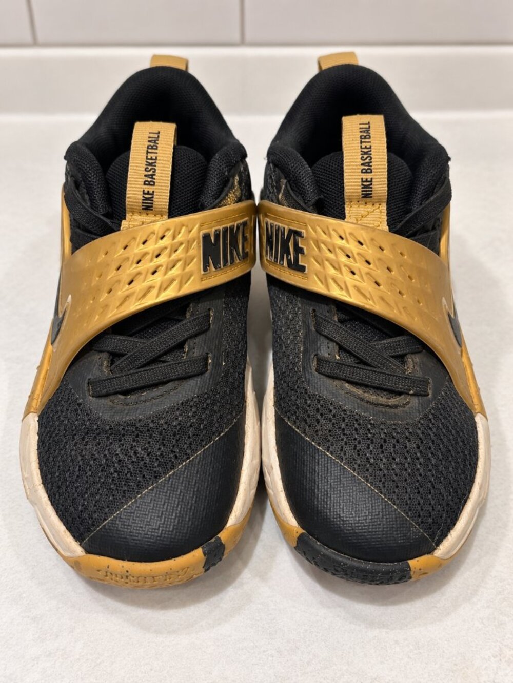 Nike Boys Black Gold Basketball Sneakers Velcro Strap